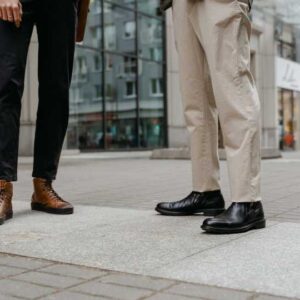 Como combinar sapatênis masculino com roupa social?